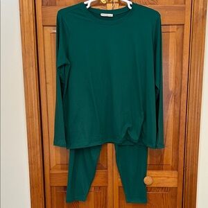 Zenana Green Lounge Set 3X Soft Crew‑Neck Top & Matching Leggings New Cozy